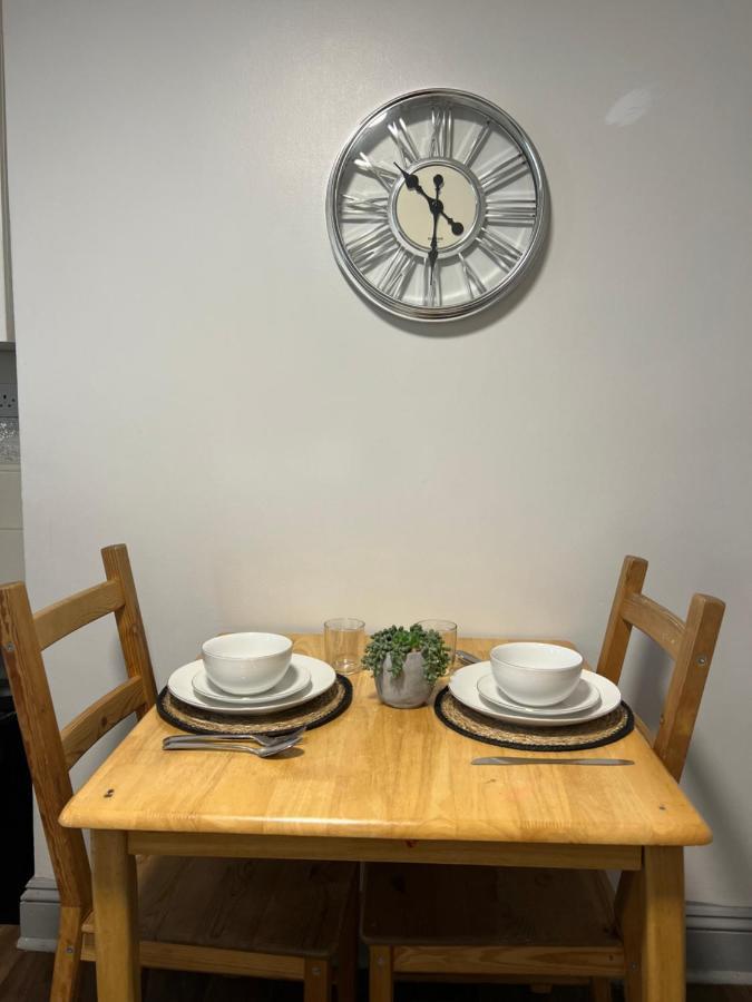 Dalston 1 Bedroom Flat London Exterior foto
